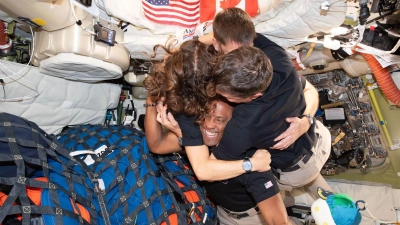 Die „Artemis 2“-Crew ist um den Mond herum geflogen.  (Foto: Uncredited/NASA/AP/dpa)