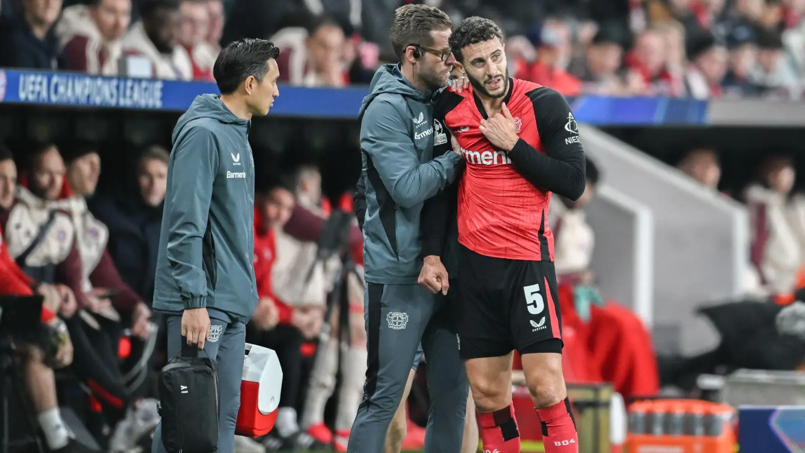 Mario Hermoso fehlt Bayer Leverkusen bis zum Ende der Saison. (Foto: Fabian Strauch/dpa)