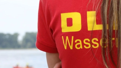 Die DLRG setzt sich für die Sicherheit beim Baden ein. (Symbolbild) (Foto: Sascha Thelen/dpa)