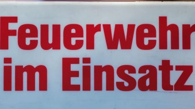 Warum der Brand ausbrach, war zunächst nicht bekannt. (Symbolbild) (Foto: Daniel Karmann/dpa)