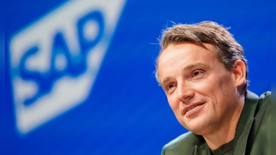 SAP-Chef Christian Klein verspricht Maßstäbe für Datenhoheit, Sicherheit und Innovation im Gesundheitswesen. (Archivbild) (Foto: Uwe Anspach/dpa)