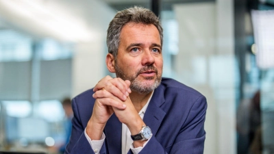 Warnery leitet den Konsumgüterkonzern Beiersdorf seit Mai 2021. (Foto: Michael Kappeler/dpa)