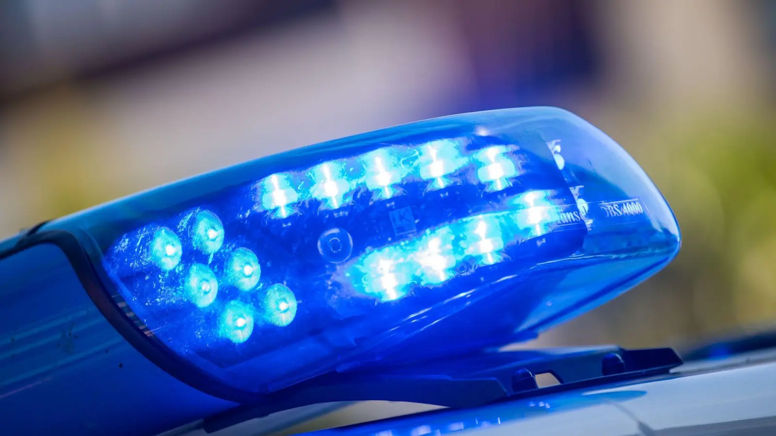 Der Motorradfahrer starb in der Nacht. (Symbolbild) (Foto: Lino Mirgeler/dpa)