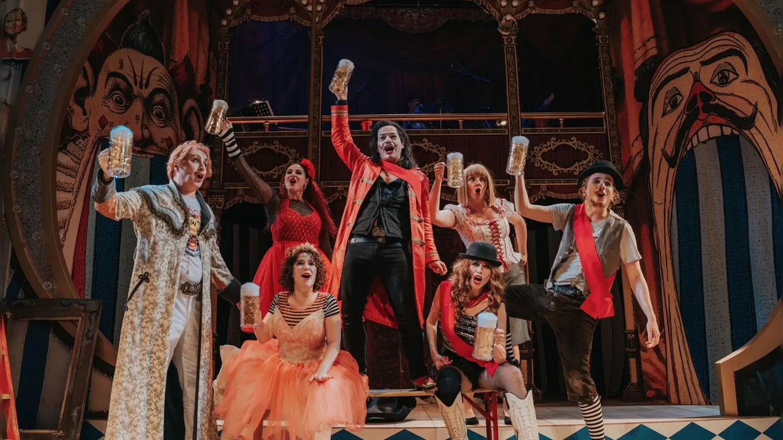 Das Wiesn-Musical wurde ausgerechnet in Berlin uraufgeführt. (Foto: A. Schwanke/WOLFFPROMOTION/dpa)