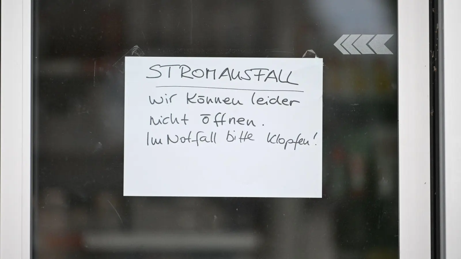 Der Brand hatte weitreichende Folgen auf die Stromversorgung in Reutlingen.  (Foto: Marijan Murat/dpa)