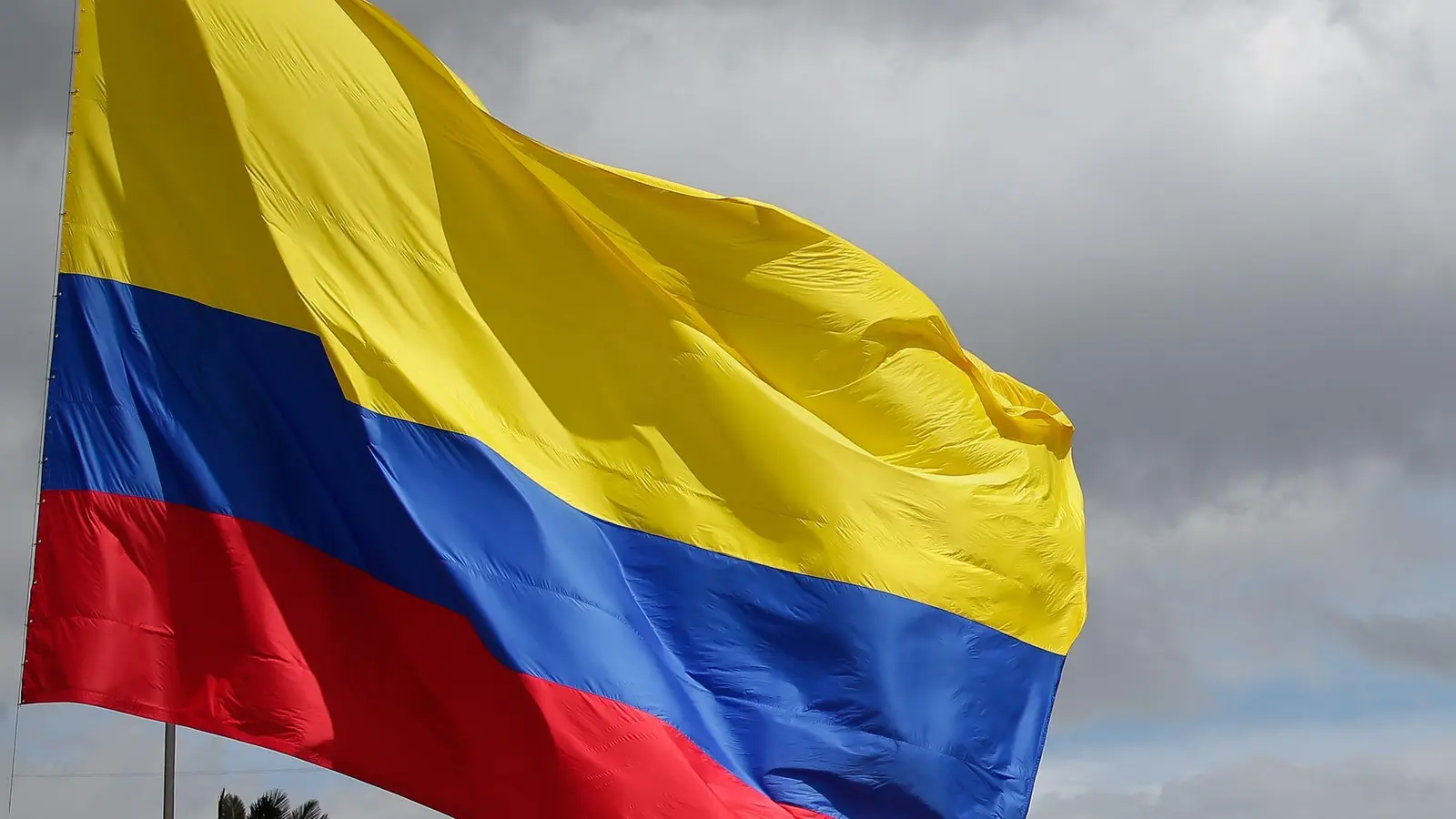 Ein Militärflugzeug mit zahlreichen Soldaten an Bord ist in Kolumbien kurz nach dem Start abgestürzt. (Archivbild) (Foto: Luisa González/colprensa/dpa)
