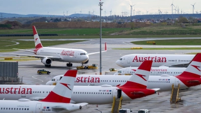 Die Maschine der Austrian Airlines war eigentlich auf dem Weg nach Wien. (Archivbild) (Foto: Georg Hochmuth/APA/dpa)