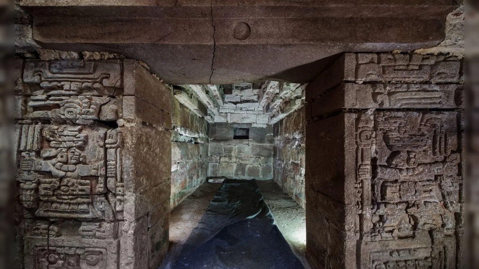 Das gut erhaltene Grab wurde im südlichen Bundesstaat Oaxaca gefunden  (Foto: Luis Gerardo Peña Torres/Instituto Nacional de Antropologia e Historia (INAH)/dpa)