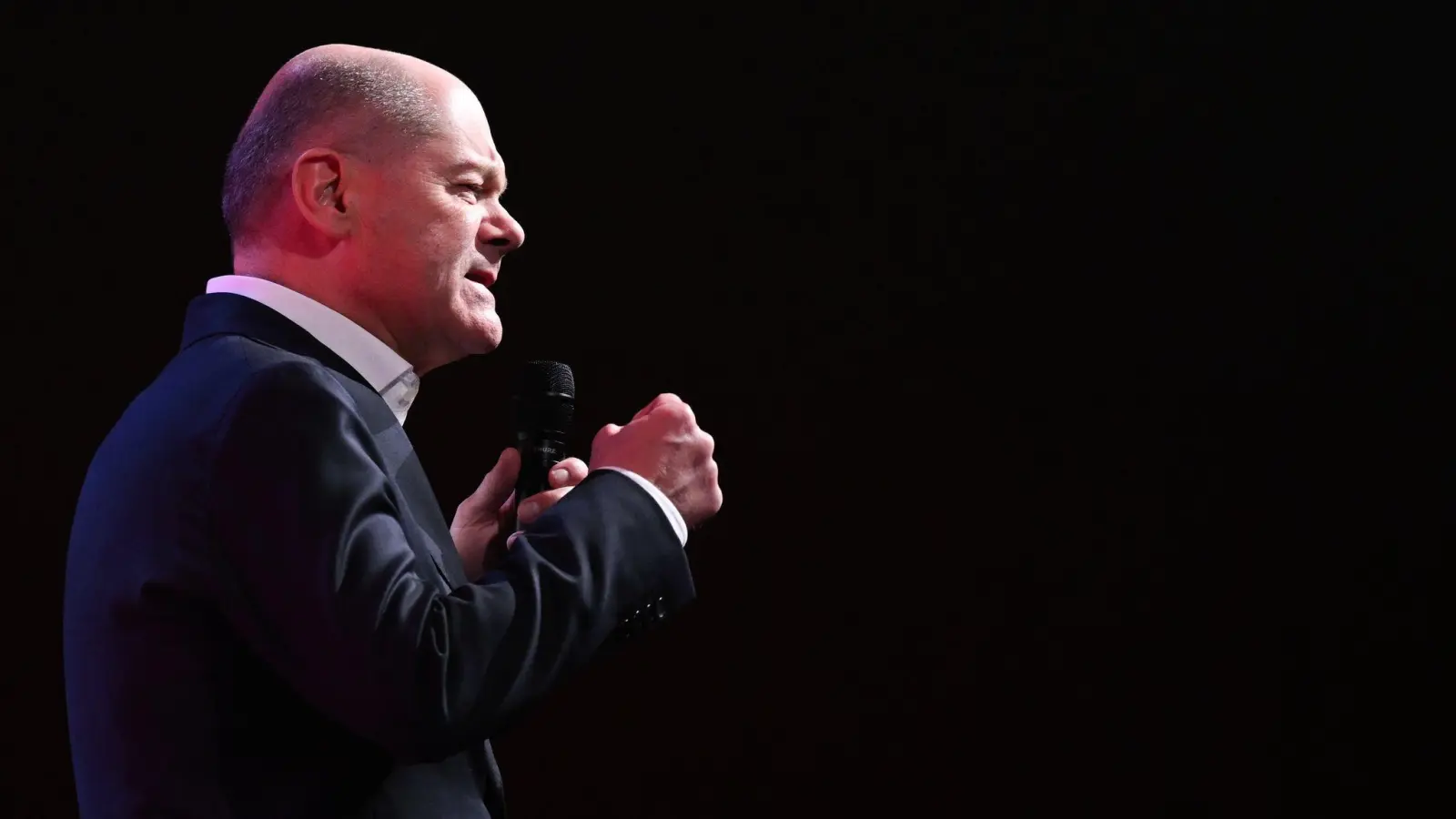 Scholz hofft auf Schub im Wahlkampffinale.  (Foto: Fabian Strauch/dpa)