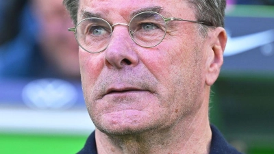 Dieter Hecking bezieht Stellung zu Hasskommentaren gegen Union-Trainerin Eta. (Archivbild) (Foto: Swen Pförtner/dpa)