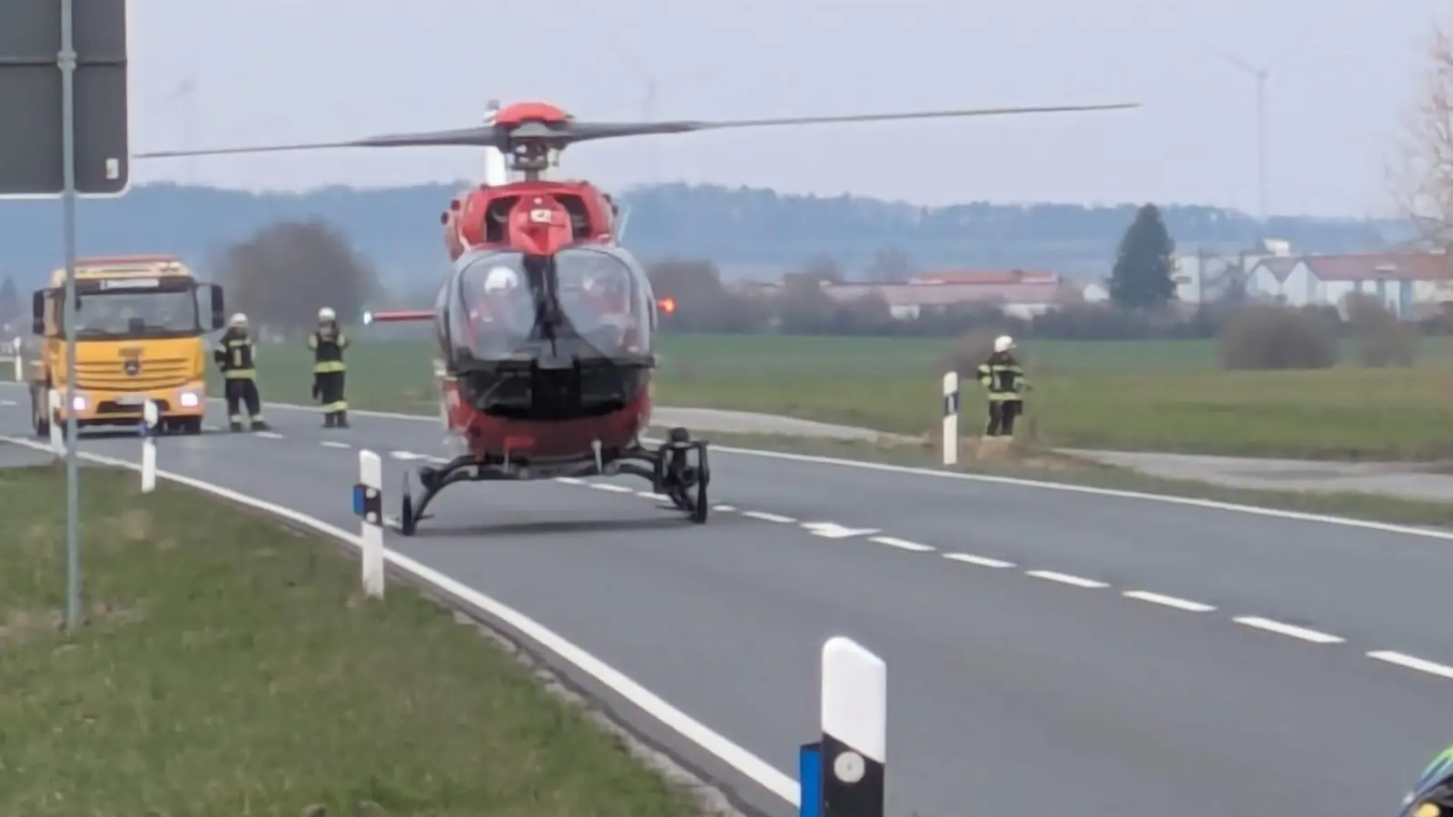 Bei einem Unfall auf der B470 war am Freitag auch ein Rettungshubschrauber im Einsatz. (Foto: Feuerwehr Dachsbach)