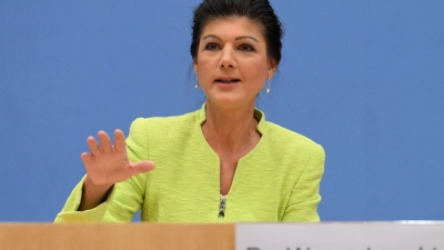 Sahra Wagenknecht während der Pressekonferenz zur Gründung des Vereins „Bündnis Sahra Wagenknecht - Für Vernunft und Gerechtigkeit“. (Foto: Soeren Stache/dpa)