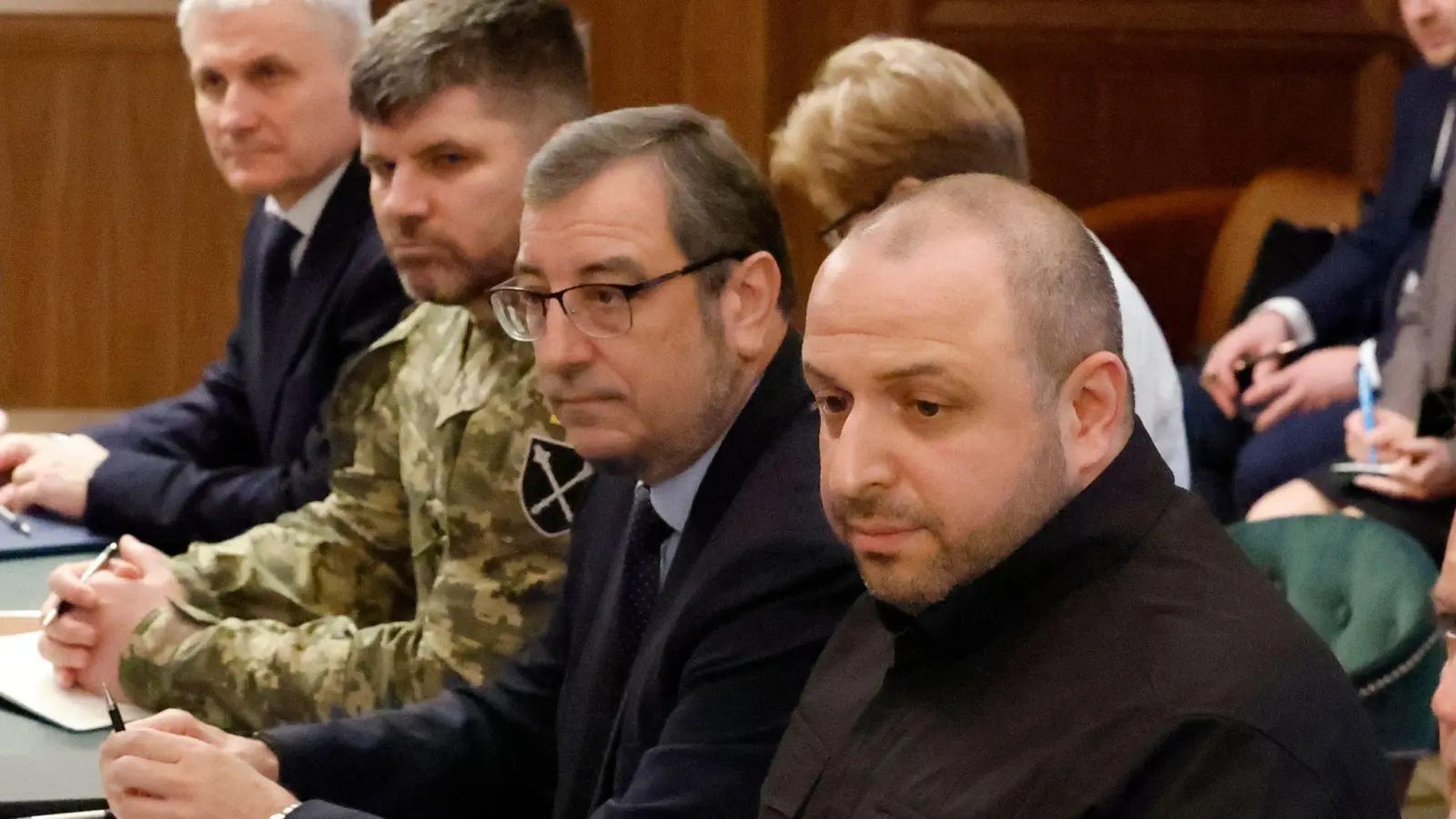 Die Gespräche zwischen den USA und der Ukraine über ein mögliches Kriegsende sollen weitergehen. (Archivbild) (Foto: Terry Renna/AP/dpa)