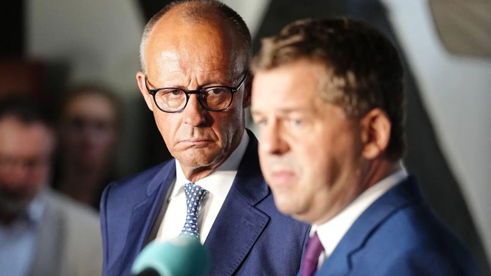 Der Kanzler wird genau hinschauen, wenn es nach der Wahl in Sachsen-Anhalt am Sonntag um die Regierungsbildung geht. (Foto: Kay Nietfeld/dpa)