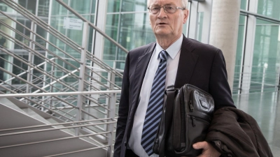 Gegen Hanning wird unter anderem wegen des Verdachts auf landesverräterische Ausspähung und geheimdienstliche Agententätigkeit ermittelt. (Archivbild)  (Foto: Michael Kappeler/dpa)