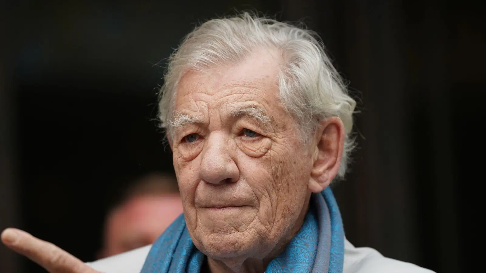 Seine besondere Leidenschaft gilt dem Theater und dem Schriftsteller William Shakespeare: der Schauspieler Ian McKellen. (Foto: Yui Mok/Press Association/dpa)