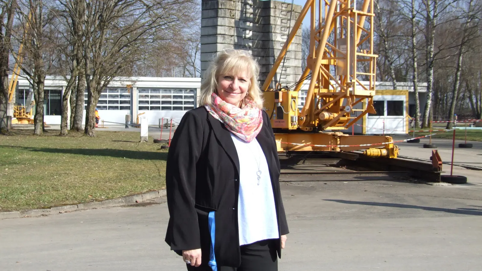 Seit zehn Jahren ist Gabriela Gottwald die Geschäftsführerin der Bayerischen Bauakademie in Feuchtwangen. Eine Vorgesetzte „ist nur so gut wie ihr Team“, sagt sie. (Foto: Jasmin Kiendl)