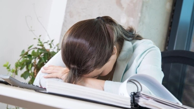 Immer leisten, bis plötzlich nichts mehr geht: Hinter einem Burn-out steckt meist eine Erschöpfungsdepression. (Foto: Christin Klose/dpa Themendienst/dpa-tmn)