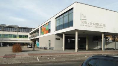 Rund 280.000 Euro mehr sind in diesem Jahr nötig, um den Brandschutz am Theresien-Gymnasium zu ertüchtigen. Der Grund für den finanziellen Mehraufwand: Die Planungen schreiten schneller voran als gedacht. (Archivbild: Winfried Vennemann)