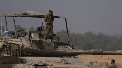 Laut einem Bericht des israelischen Fernsehsenders Channel 13 fordert die Hamas auch, dass der Wiederaufbau des Gazastreifens bereits in der ersten Phase beginnt und Israel kein Veto gegen die Auswahl der freizulassenden palästinensischen Häftlinge einlegen darf. (Foto: Tsafrir Abayov/AP/dpa)
