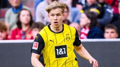 Erhält in Dortmund einen Vertrag bis 2029: Daniel Svensson. (Foto: Tom Weller/dpa)
