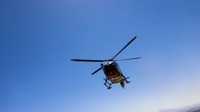 Der 65-Jährige wurde per Hubschrauber in ein Krankenhaus gebracht. (Symbolbild) (Foto: Philipp von Ditfurth/dpa)