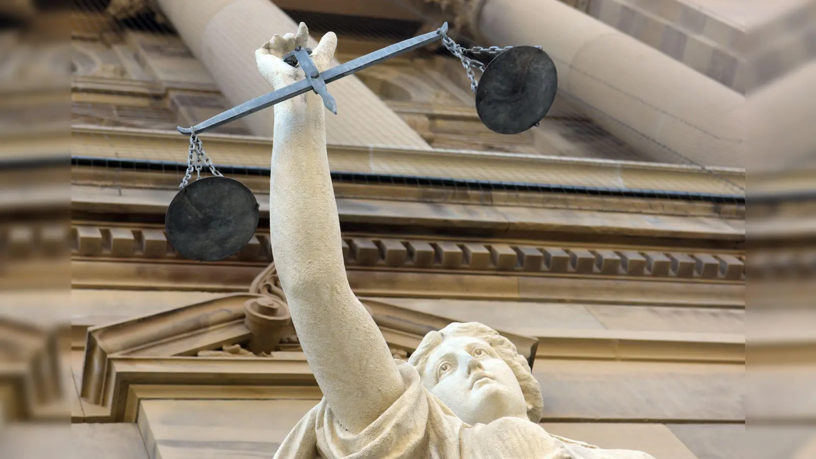 Die Mutter des getöteten Kindes wollte die Tochter nach eigenen Angaben von Schmerzen erlösen. (Symbolbild) (Foto: picture alliance / Stefan Puchner/dpa)