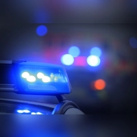 Die Polizei in Ansbach sucht nach einem Mann, der mehrere Frauen belästigt haben soll.  (Symbolbild: Karl-Josef Hildenbrand/dpa)