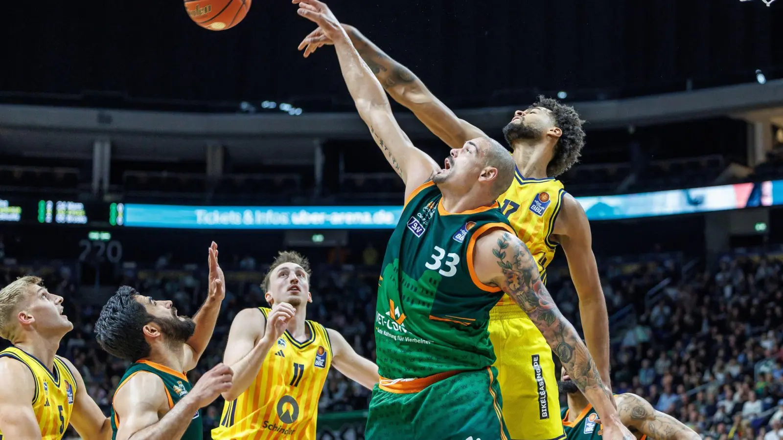 Routinier Maik Zirbes ist ein wichtiger Faktor bei den Trierer Basketballern. (Archivfoto) (Foto: Andreas Gora/dpa)