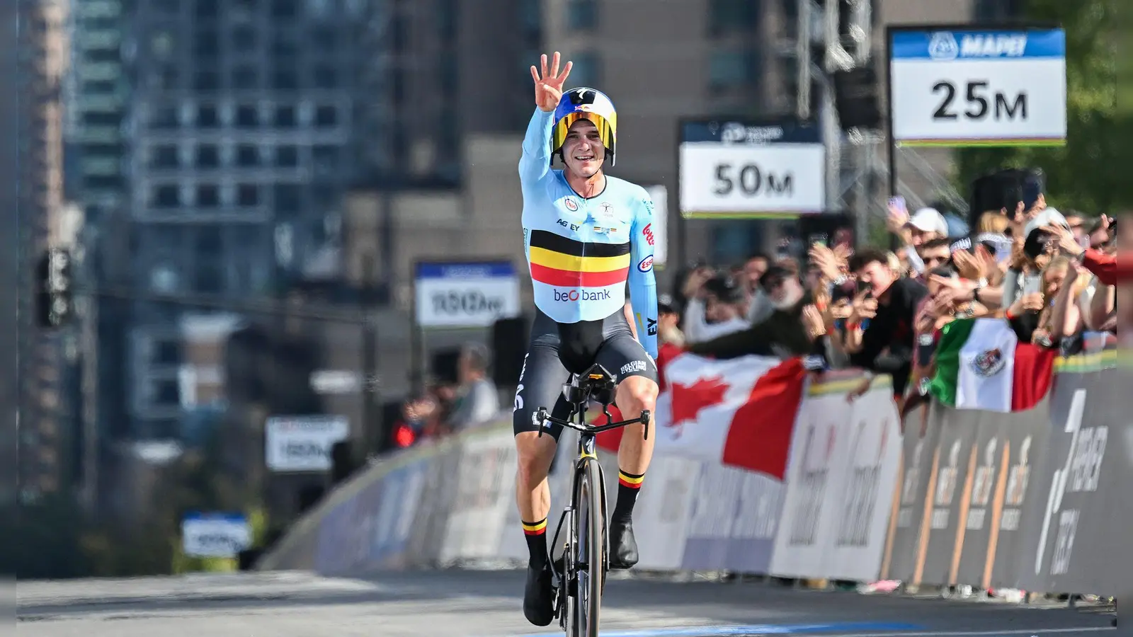 Remco Evenepoel ist im Zeitfahren nicht zu schlagen. (Foto: Christinne Muschi/The Canadian Press/AP/dpa)