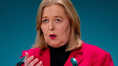 Arbeitsministerin Bärbel Bas (SPD) wirbt für die Rentenpläne. (Foto: Fabian Sommer/dpa)