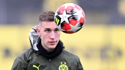 Nico Schlotterbeck sieht das Team des BVB in der Bringschuld. (Foto: Federico Gambarini/dpa)