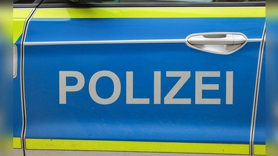 Die Kriminalpolizei ermittelt gegen einen 18-Jährigen unter anderem wegen des Verdachts der schweren Brandstiftung. (Symbolbild) (Foto: Jan Woitas/dpa)