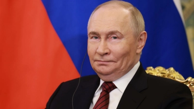 Putin hat sich zu der Forderung nach einer Waffenruhe aus Kiew ausweichend geäußert. (Archivbild) (Foto: Anton Vaganov/Pool Reuters/AP/dpa)