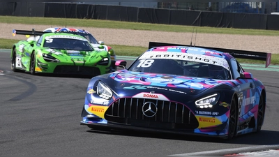 Der Mercedes von Maximilian Götz und Kevin Tse in Donington.