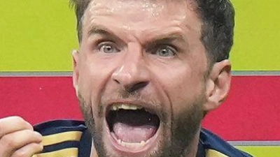 Für Thomas Müller ist eine Rückkehr zum FC Bayern noch Zukunftsmusik. (Foto: DARRYL DYCK/The Canadian Press via AP/dpa)