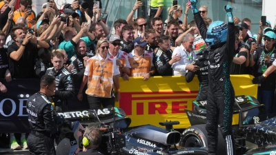 George Russell gewinnt in Montreal. (Foto: Christinne Muschi/The Canadian Press/AP/dpa)