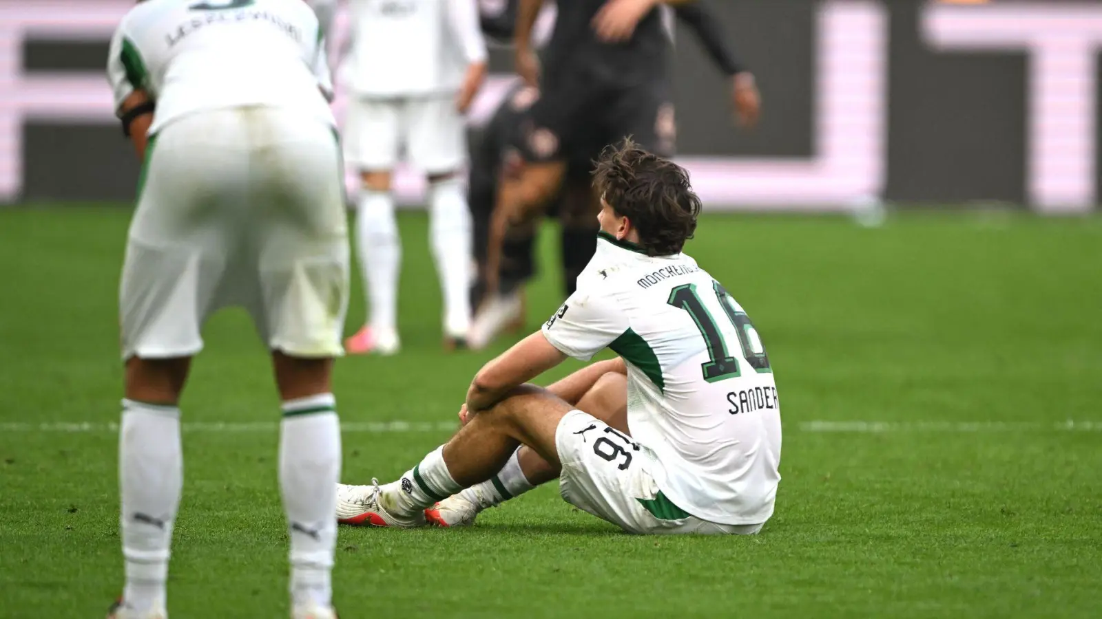 Die Stimmung bei der Borussia ist im Keller. (Foto: Federico Gambarini/dpa)