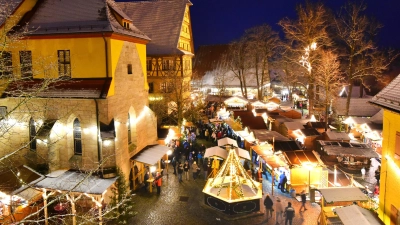 Der Spitalhof in Dinkelsbühl nimmt nun wieder den Weihnachtsmarkt 2024 in Dinkelsbühl auf. (Archivbild: Jim Albright)