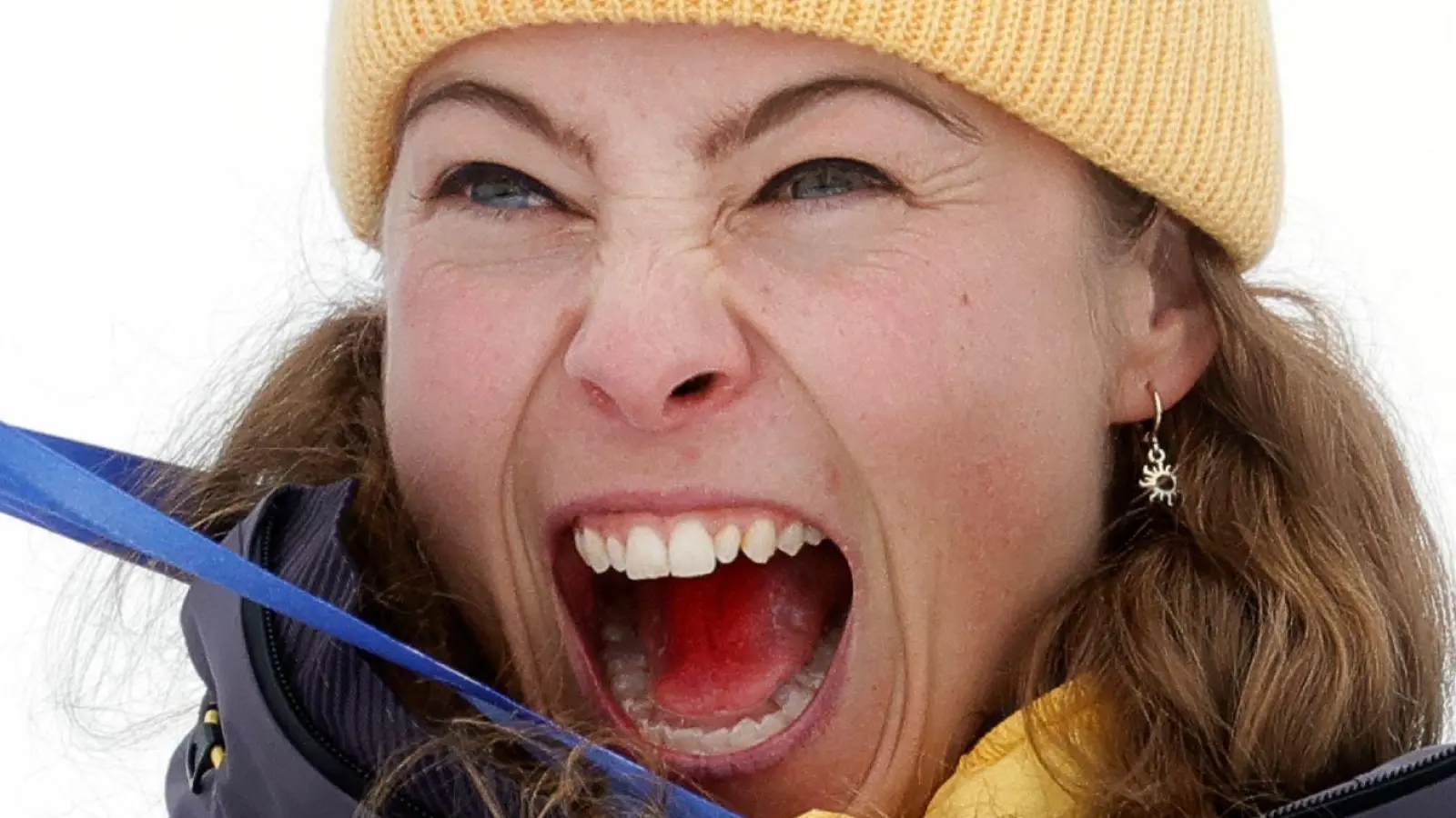 Großer Jubel mit der Goldmedaille: Daniela Maier. (Foto: Oliver Weiken/dpa)