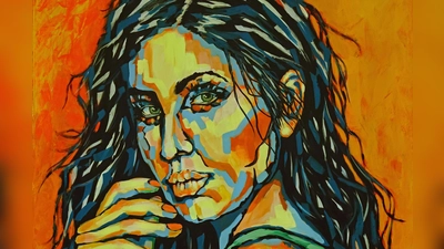 „Ich bin nicht so, wie du denkst”: Ilse Feiner aus Roßtal präsentiert Porträts in kräftigen Farben.  (Foto: Elke Walter)