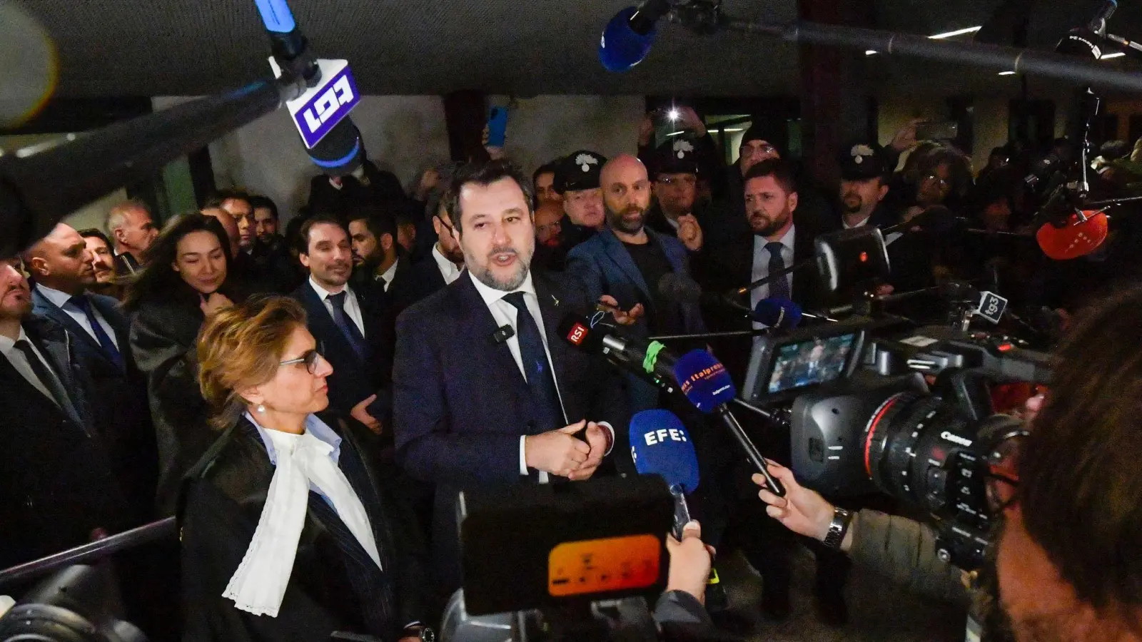 Italiens Vize-Ministerpräsidenten Salvini war Freiheitsberaubung und Amtsmissbrauch vorgeworfen worden. (Foto: Salvatore Cavalli/AP/dpa)