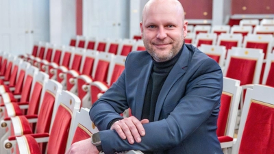 Bei der Gestaltung des Spielplans bescheinigte die Jury dem Regensburger Intendanten Sebastian Ritschel Mut und Innovationskraft. (Foto: Armin Weigel/dpa)