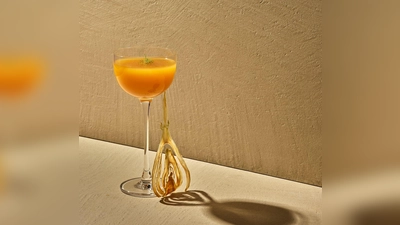 Mango Fenchel Shrub: Viel Säure gepaart mit Frucht. (Foto: Vivi D´Angelo/Südwest Verlag/dpa-tmn)