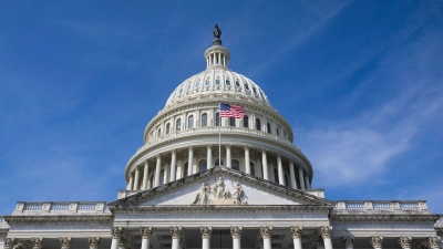 Die US-Staatsverschuldung ist auf mehr als 40 Billionen Dollar gestiegen. (Symbolbild) (Foto: Tom Brenner/AP/dpa)