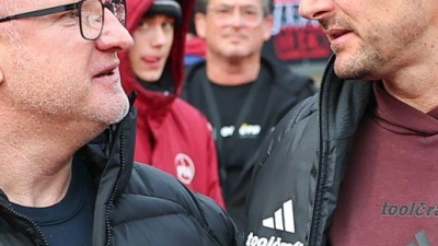 Erfahrene Derby-Trainer: Miroslav Klose (r) und Heiko Vogel. (Archivbild) (Foto: Daniel Karmann/dpa)