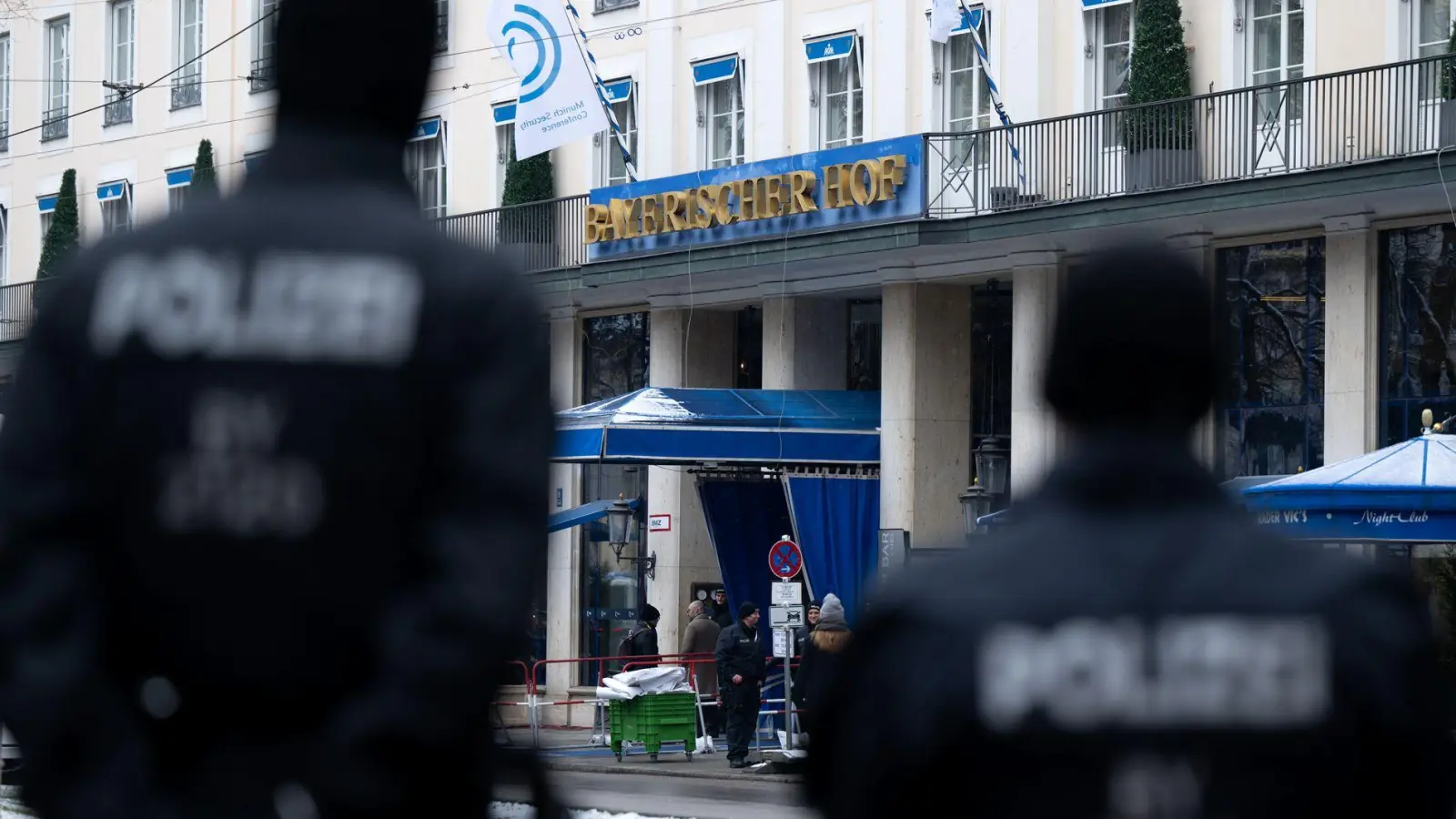 Für die Polizei bedeutet die Sicherheitskonferenz immer einen Großeinsatz. (Archivbild) (Foto: Sven Hoppe/dpa)
