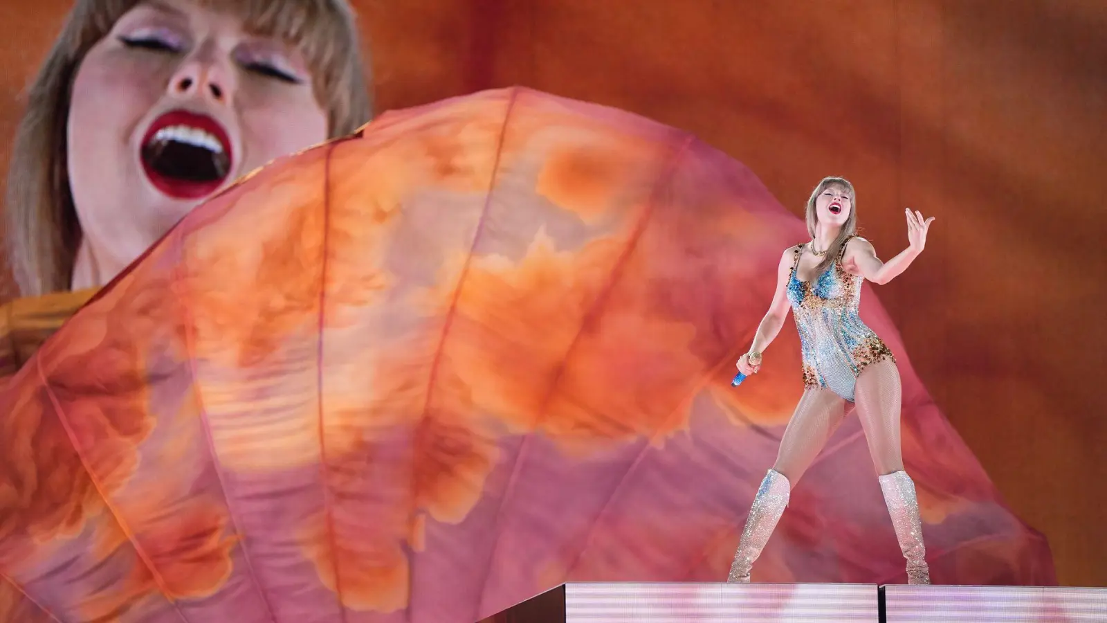 Das neue Album entstand während der „Eras Tour“. (Archivbild) (Foto: Darryl Dyck/The Canadian Press via AP/dpa)