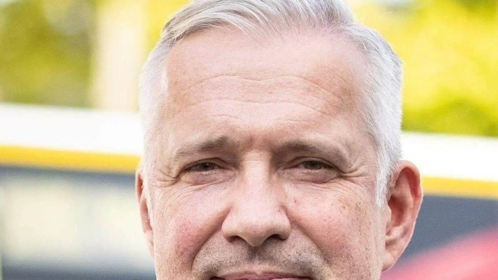 TV-Koch Alexander Herrmann erklärt, warum manche Gerichte nur noch selten auf der Speisekarte stehen. (Archivbild) (Foto: Matthias Balk/dpa)