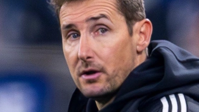 Miroslav Klose hat seine Neuzugänge zur Verfügung. (Foto: David Inderlied/dpa)